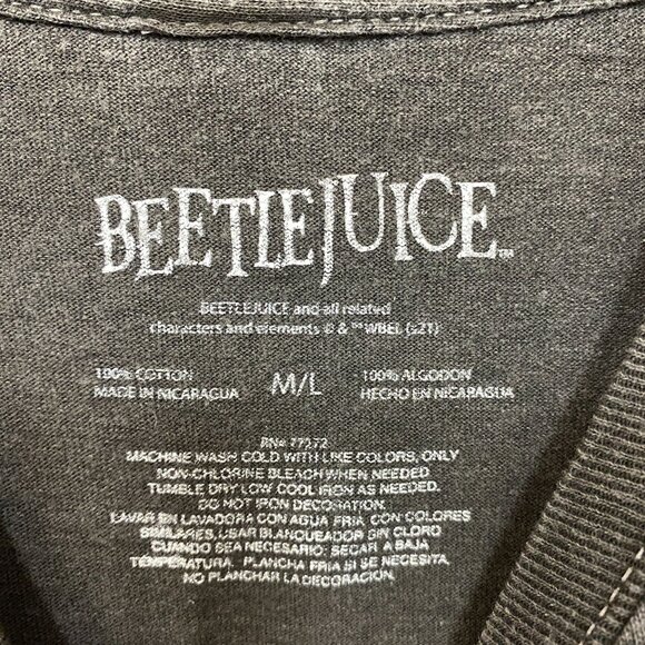 Beetlejuice Collage Illustration Graphic Design T-Shirt Medium - Picture 5 of 5